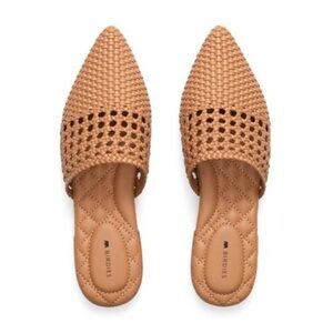 Birdies Dove Pointed Toe Woven Mules in Toffee